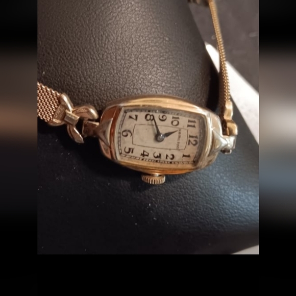 Very rare 1920s or 30s Hamilton Ladies watch - Picture 5 of 7